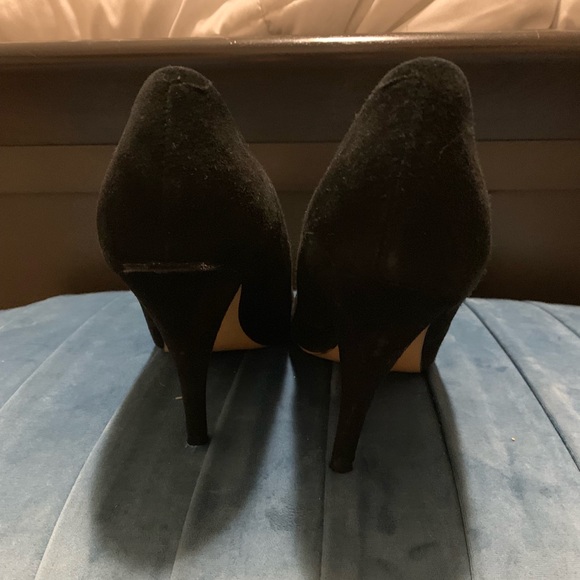 Steve Madden sz 9 black, round toe heels - Picture 4 of 5